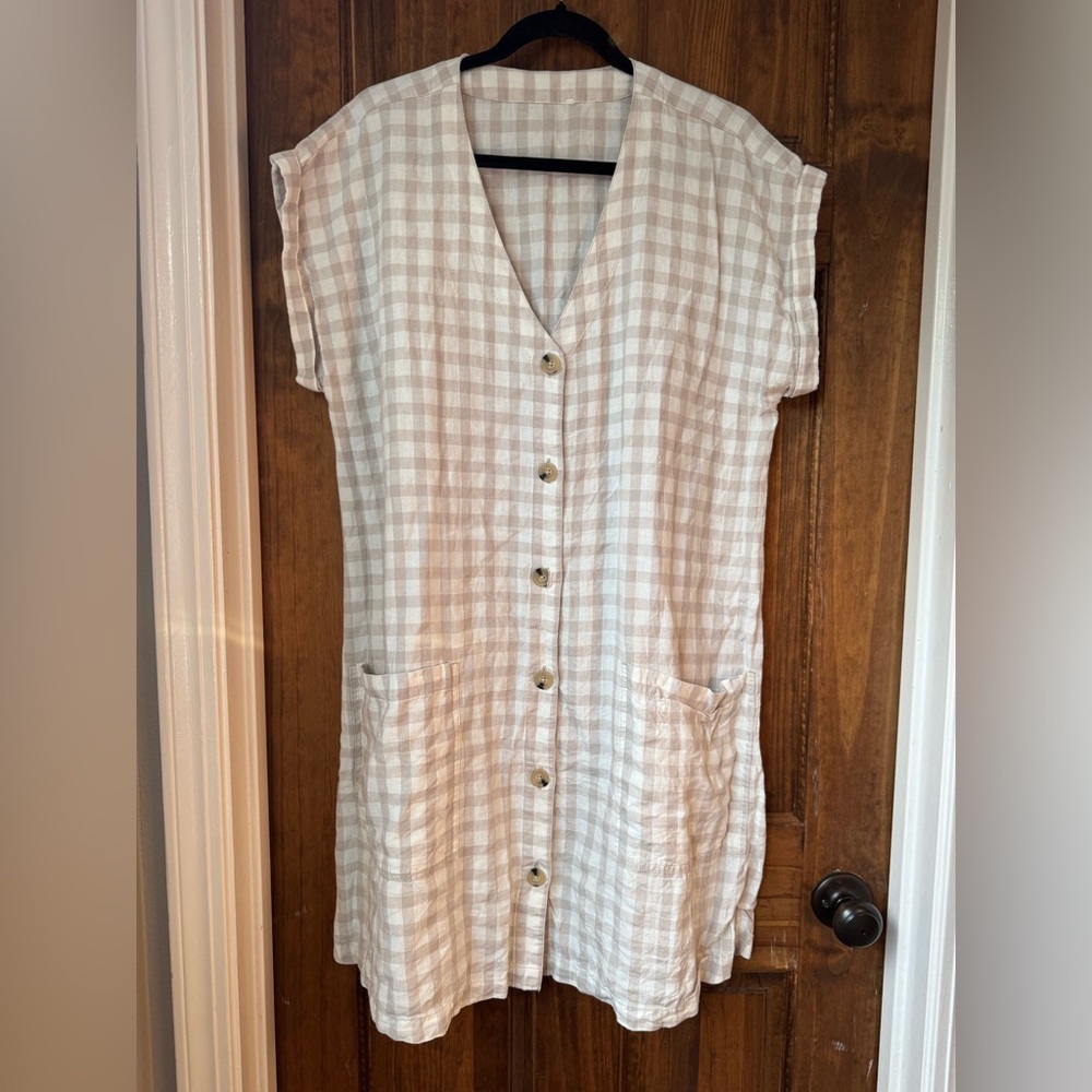 Lou & Grey Beige and White Gingham Button-Front Tunic Dress